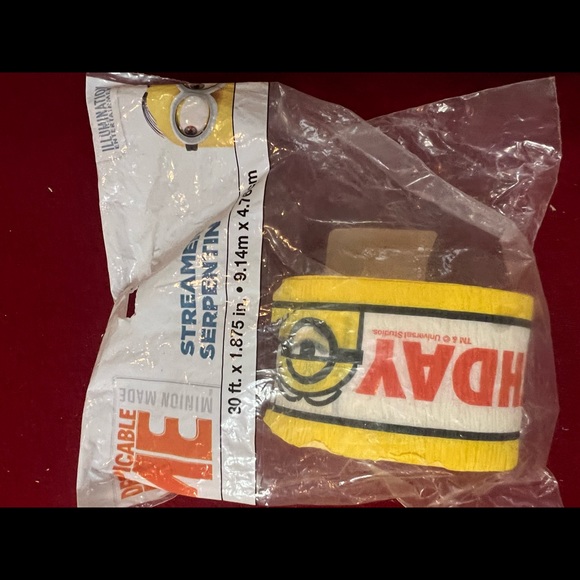 Despicable Me Party Kit - Picture 10 of 10